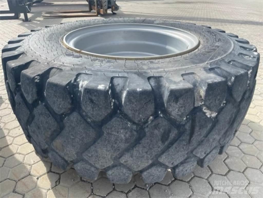  Øvrige ØVRIGE Pneus, roues et jantes