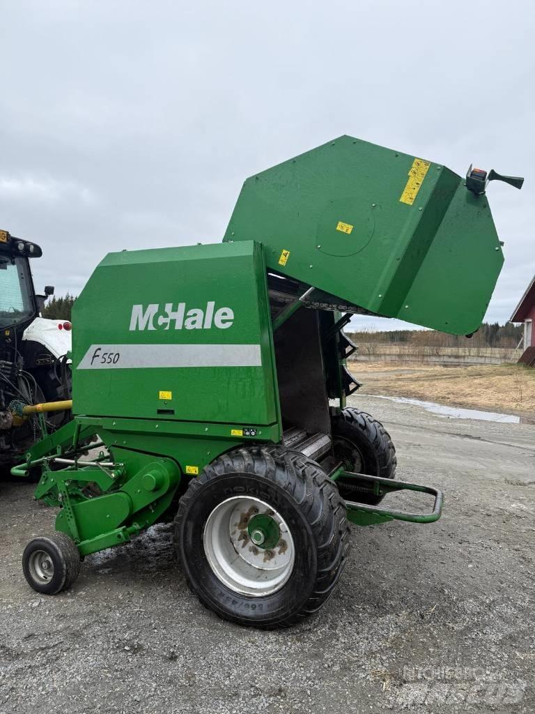 McHale F 550 Presse à balle ronde