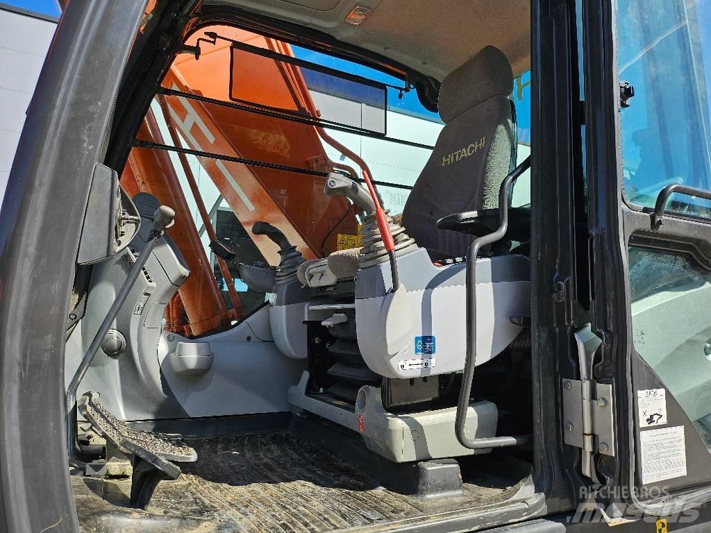Hitachi ZX 210 LC-5 Pelle sur chenilles