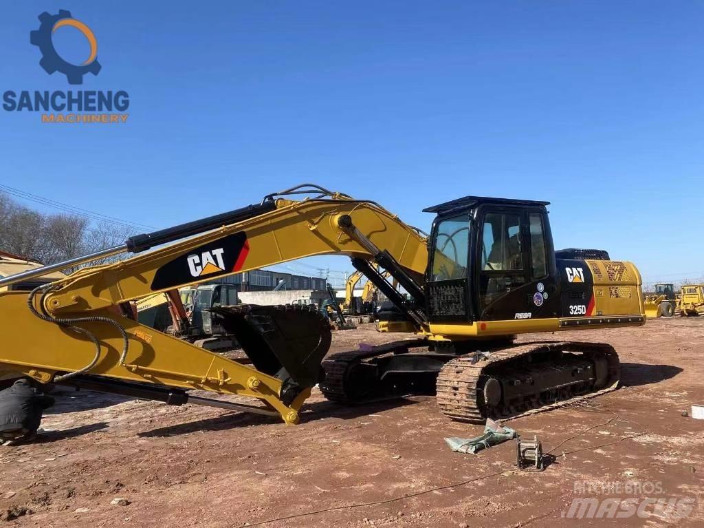 CAT 325 D Pelle sur chenilles