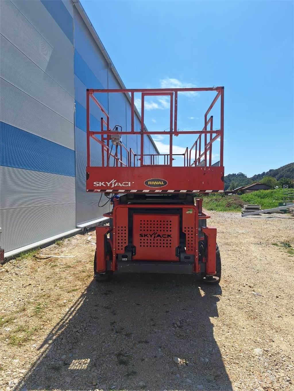 SkyJack 8841RT Nacelle ciseaux