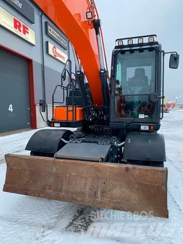 Doosan DX170W-5 Pelle sur pneus