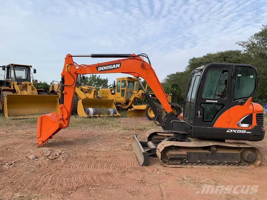 Doosan DX 55 Mini pelle < 7t
