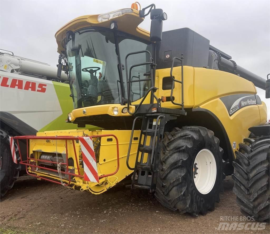 New Holland CR 980 Moissonneuse batteuse