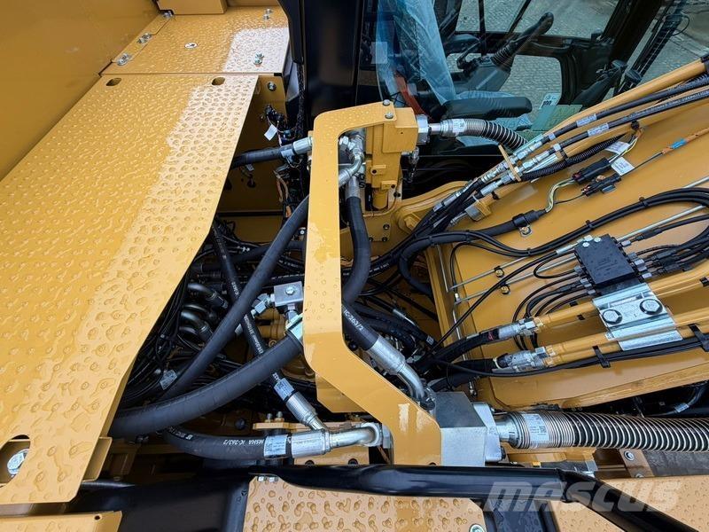 CAT 323-07 Pelle sur chenilles