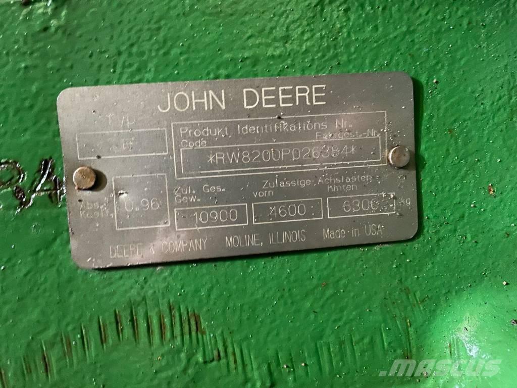 John Deere 8200 Tracteur
