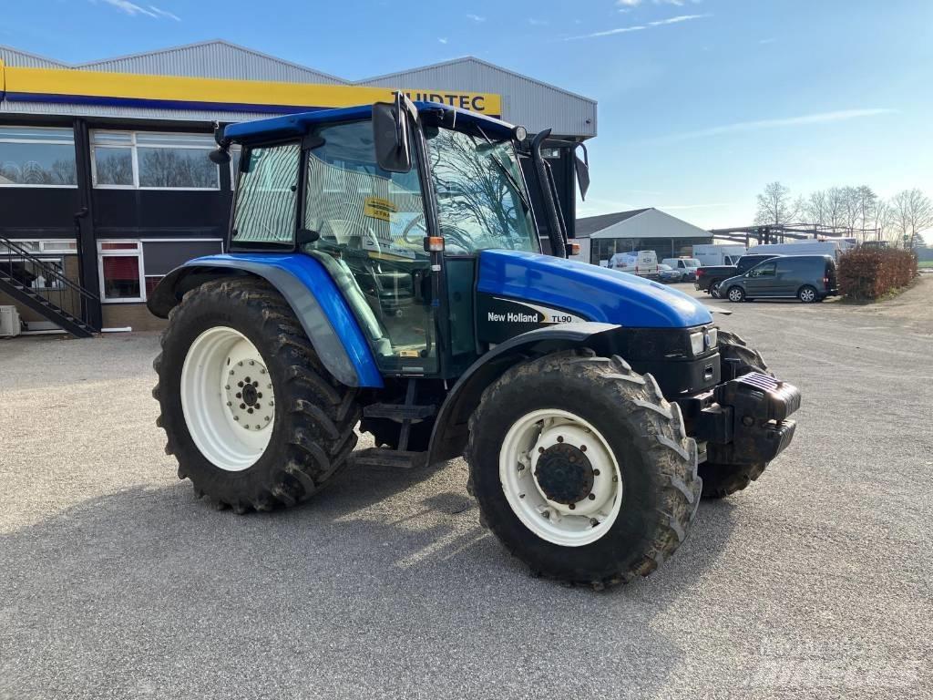 New Holland TL 90 Tracteur