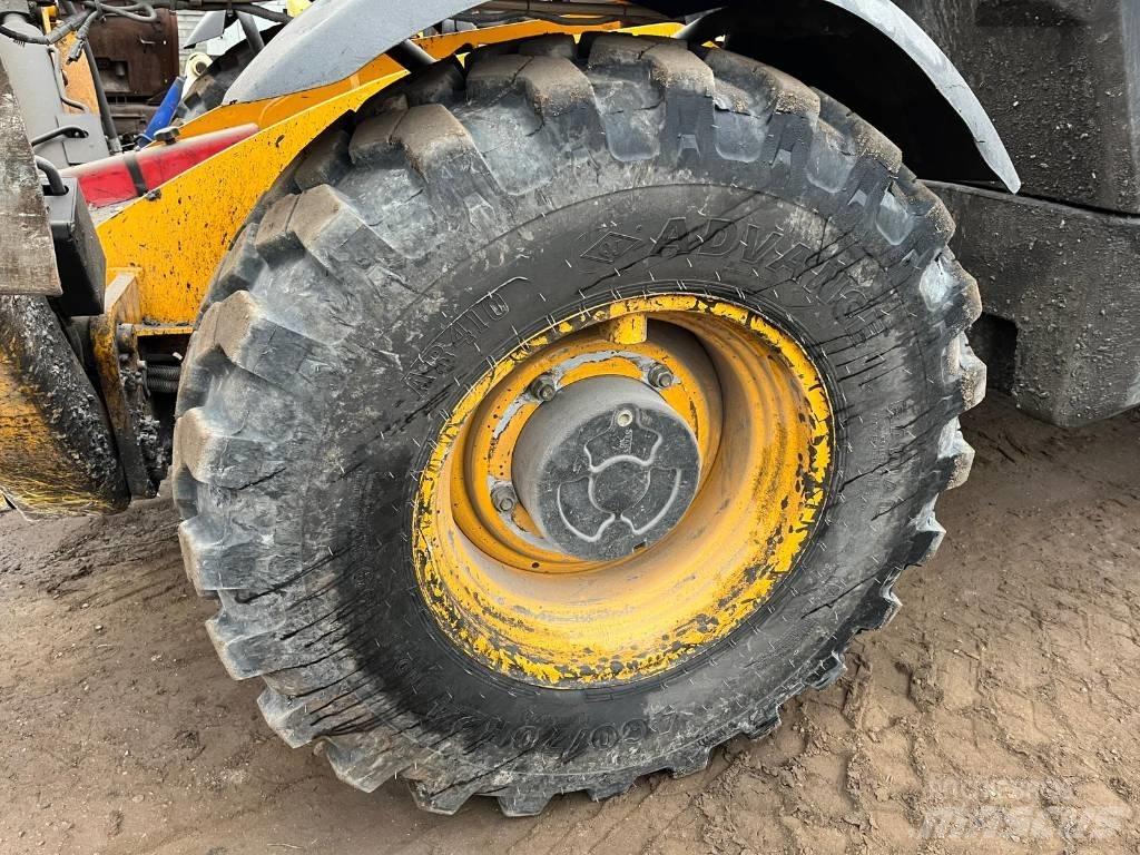 JCB 540-140 Chariot télescopique