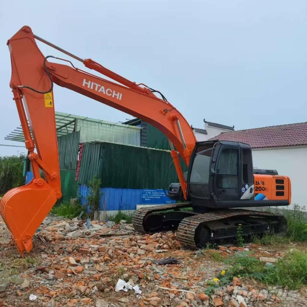 Hitachi ZX 200 Pelle sur chenilles