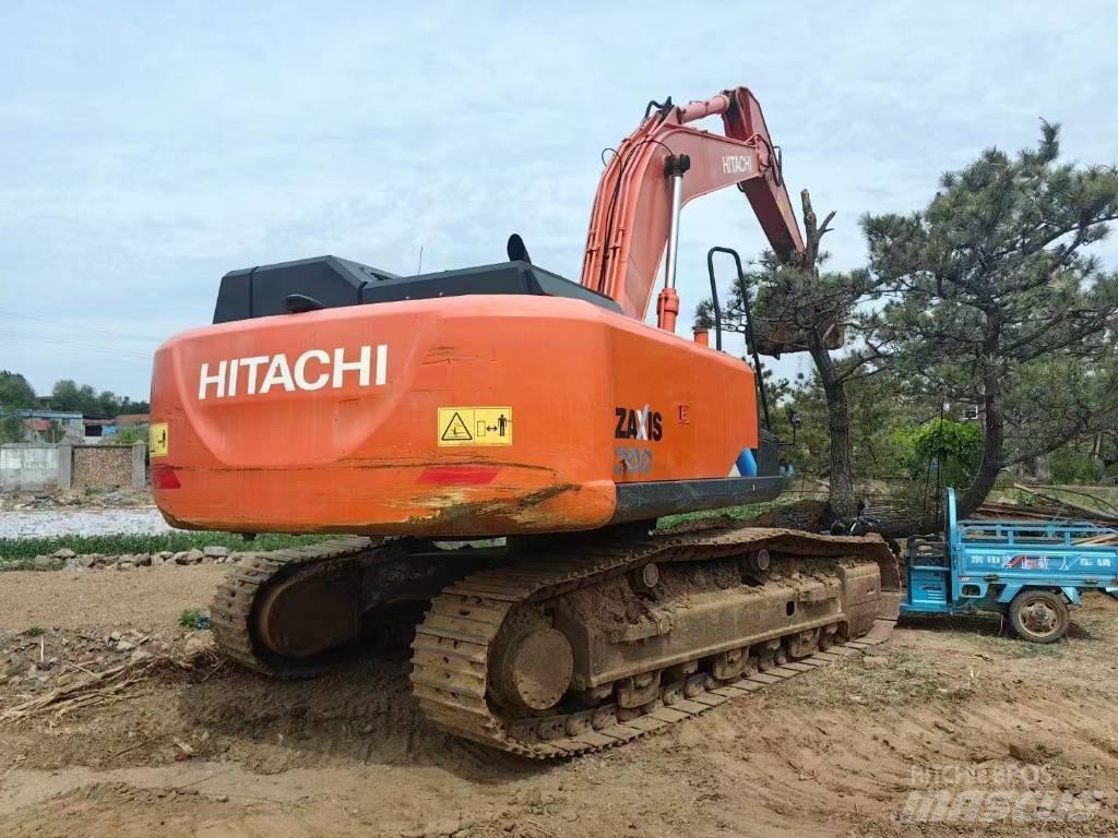 Hitachi ZX 300 Pelle sur chenilles