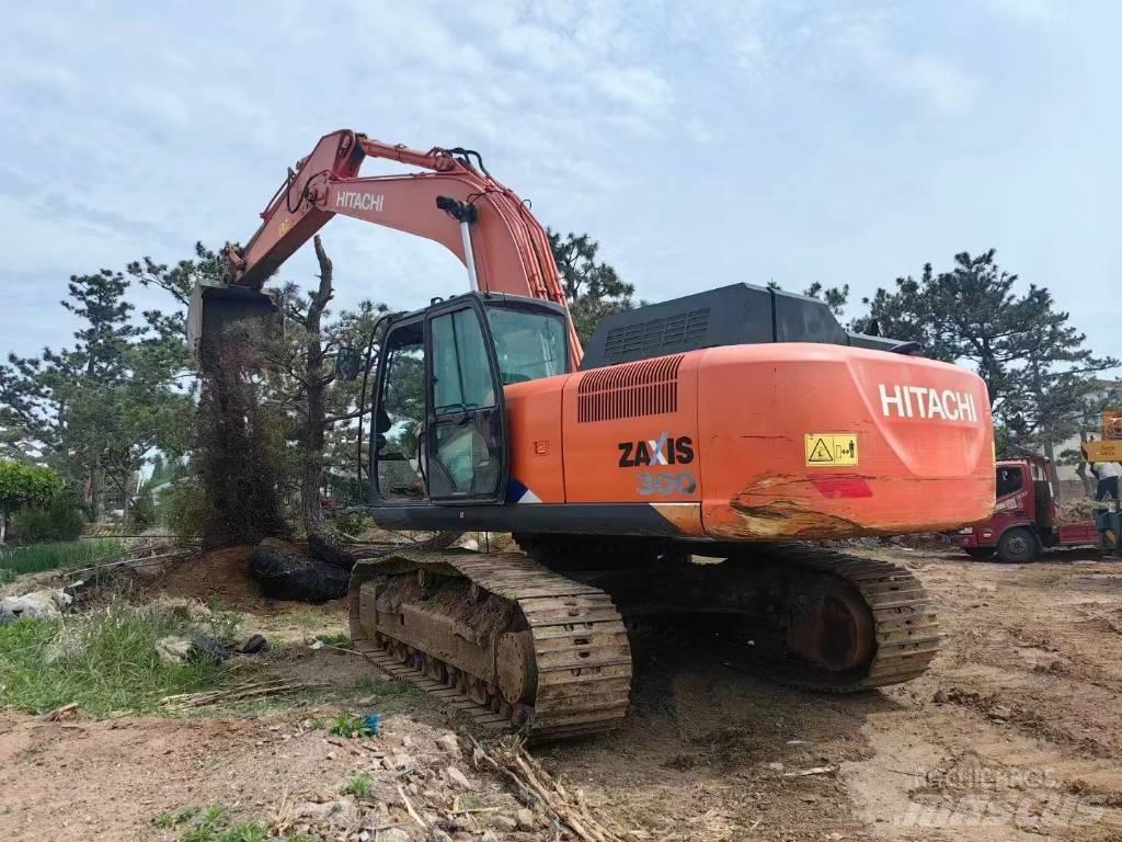 Hitachi ZX 300 Pelle sur chenilles
