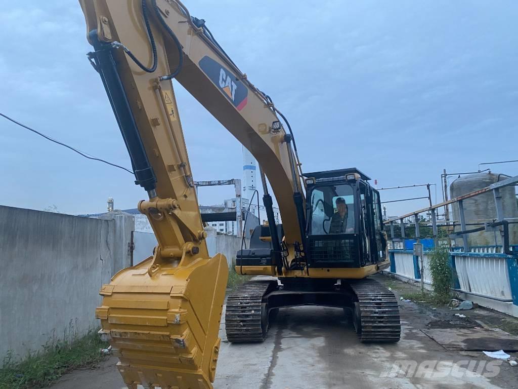 CAT 320 D Pelle sur chenilles