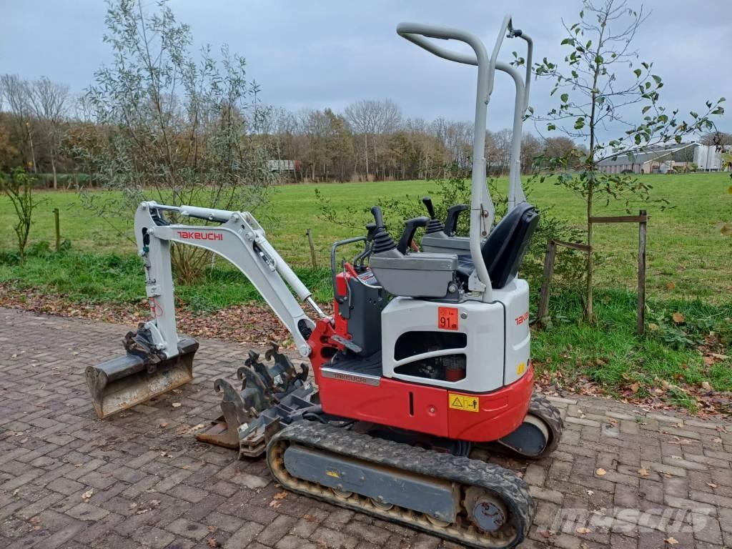 Takeuchi TB 210 R Mini pelle < 7t