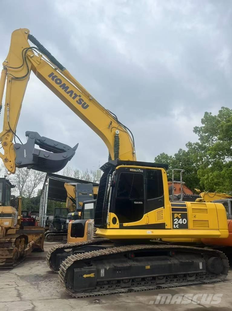 Komatsu PC 240 Pelle sur chenilles
