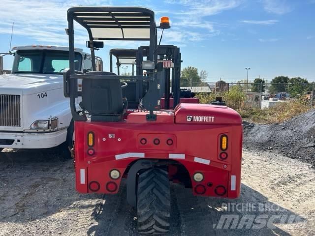 Moffett 4way m55.4 Chariot tout terrain