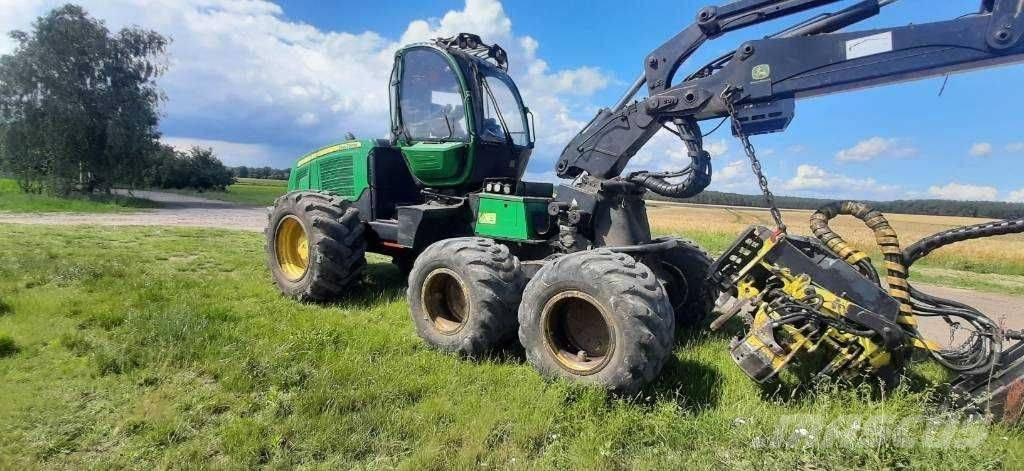 John Deere 1170 E Abatteuse