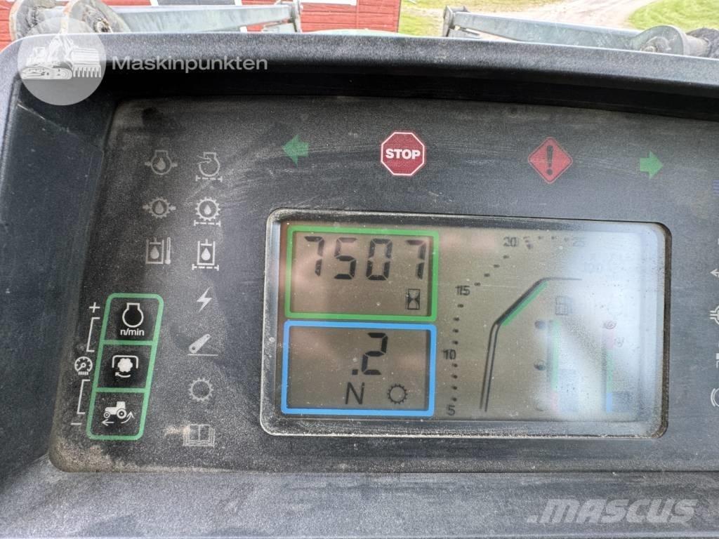 John Deere 7600 Tracteur