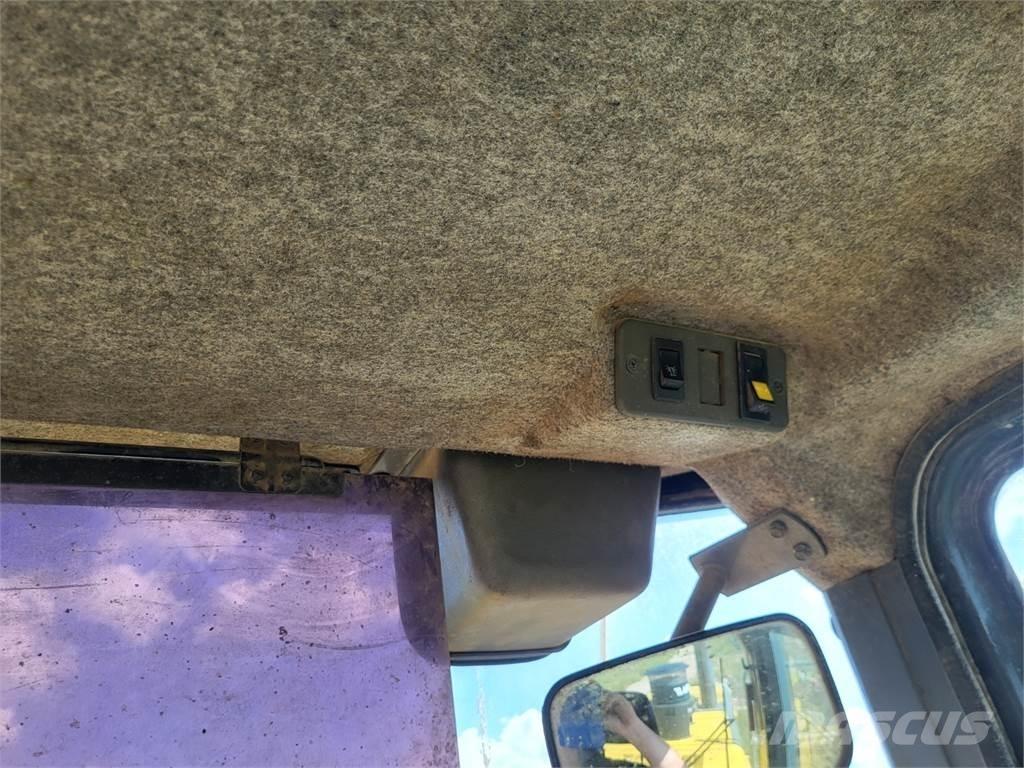 Komatsu WF 450T-3 Construction - Autres