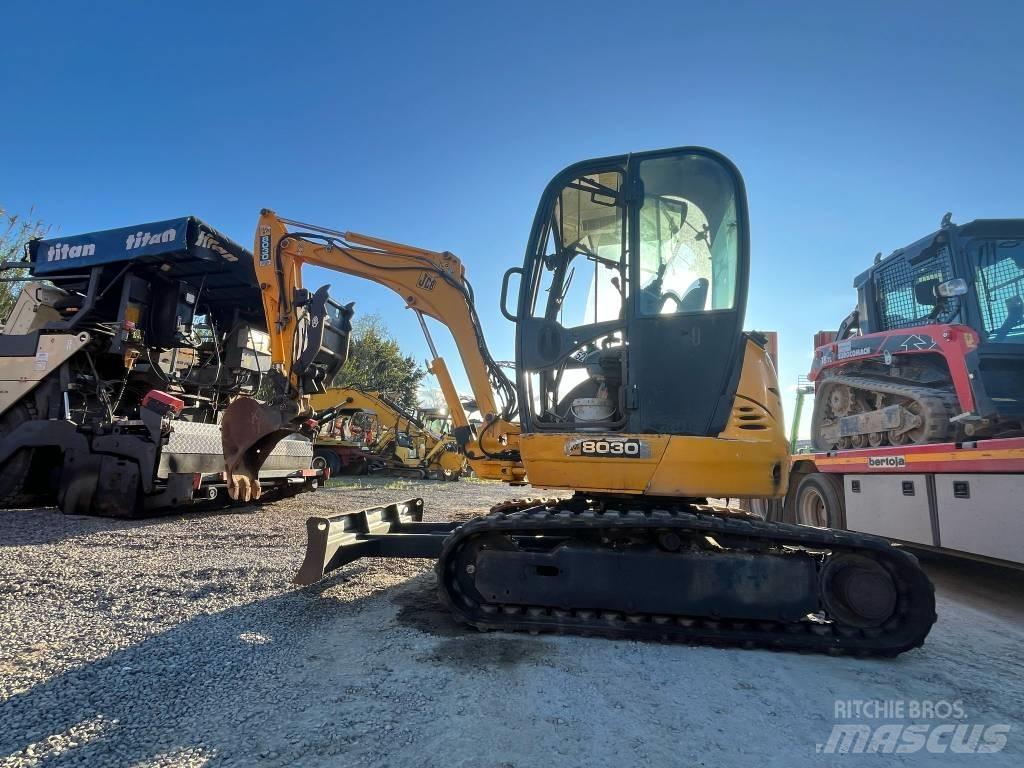 JCB 8030 Mini pelle < 7t