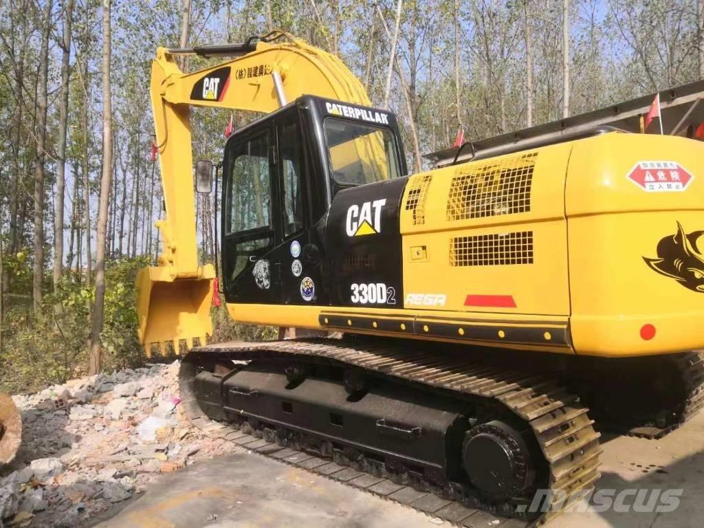 CAT 330D Pelle sur chenilles