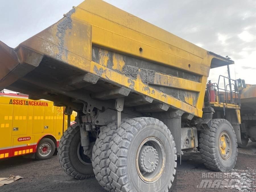 Komatsu HD405-7 Tombereau rigide