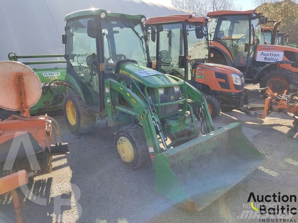 John Deere 2026R Tracteur