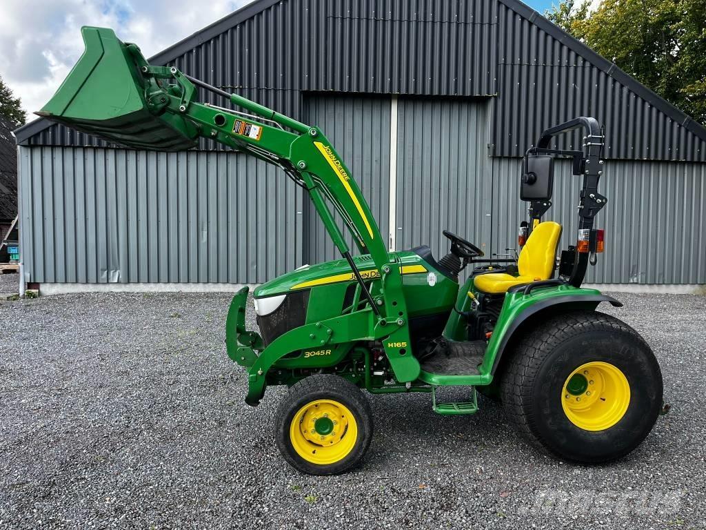John Deere 3045 R Tracteur