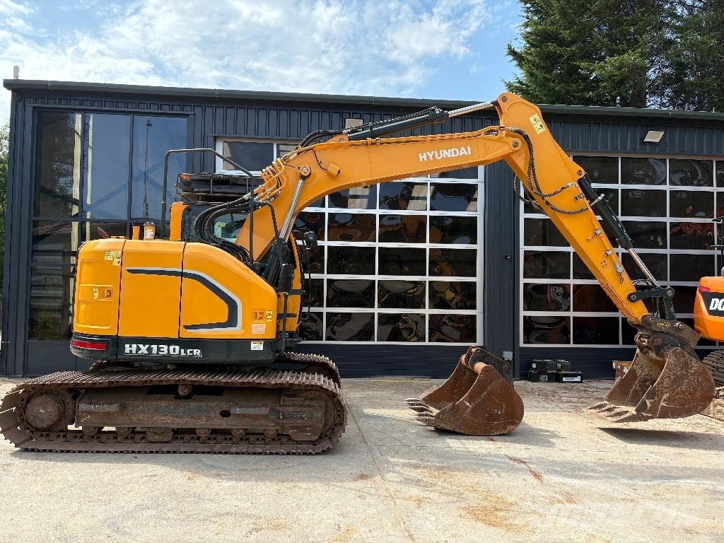 Hyundai HX 130 Pelle sur chenilles