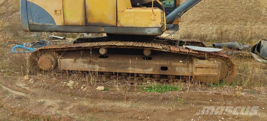 Volvo EC 290 B LC Pelle sur chenilles