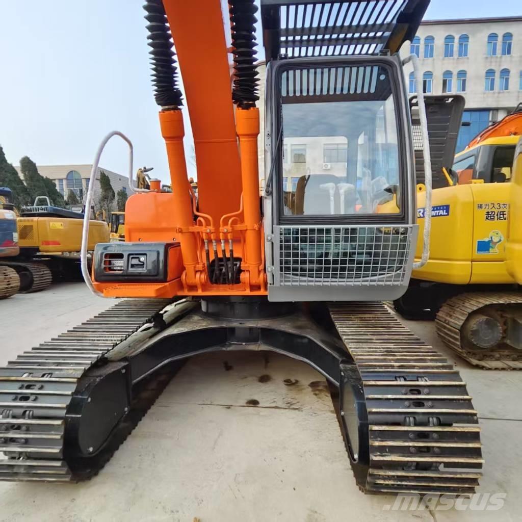 Hitachi EX 120 Mini pelle 7t-12t