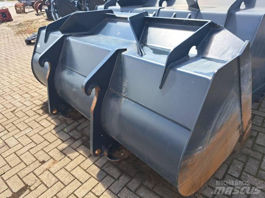 Hyundai HL955A Godet