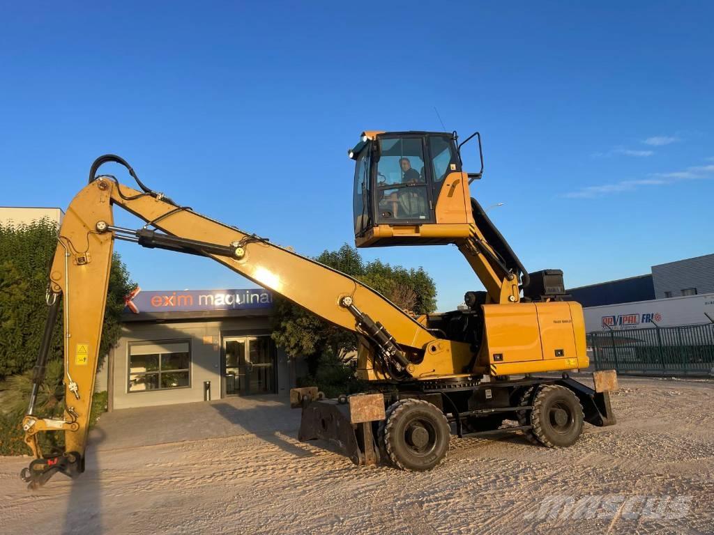 CAT MH 3022 Pelle à déchets