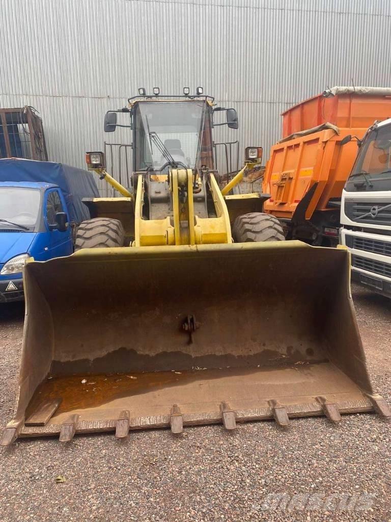 Komatsu WA 380-6 Chargeuse sur pneus