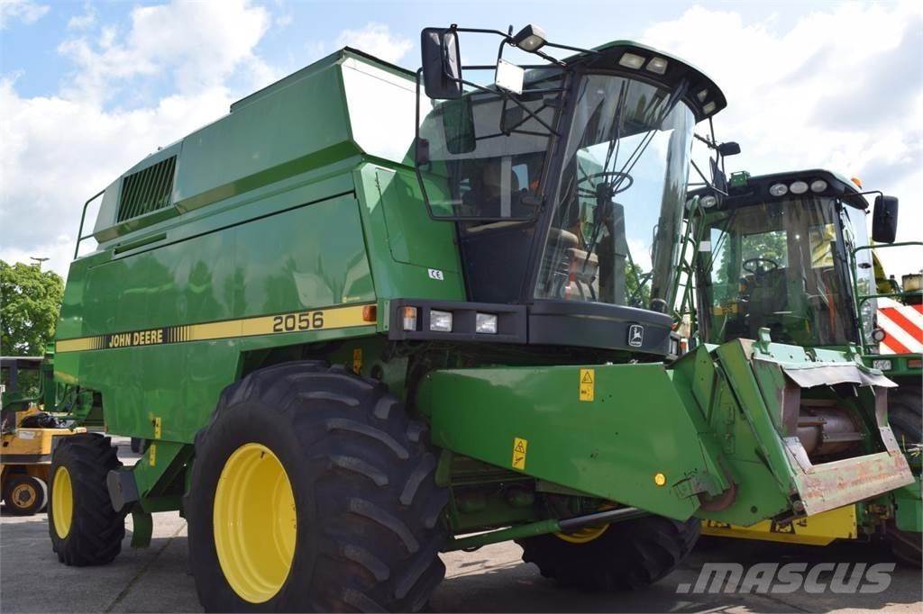 John Deere 2056 Moissonneuse batteuse