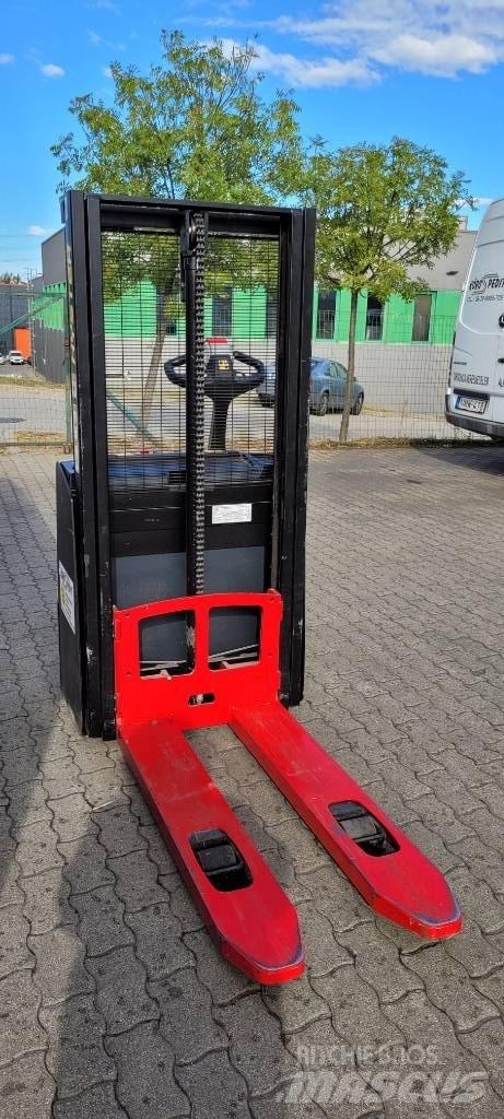 Hyster S 1.0 E Autres Chariots élévateurs