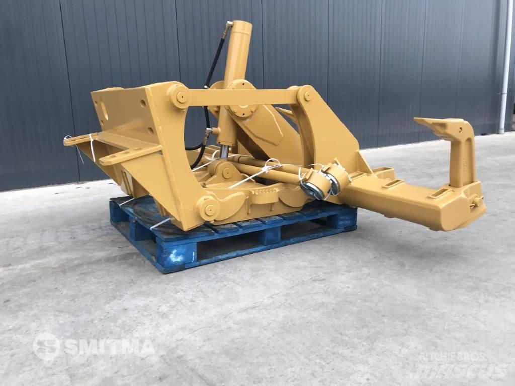 CAT 140K Scarificateur