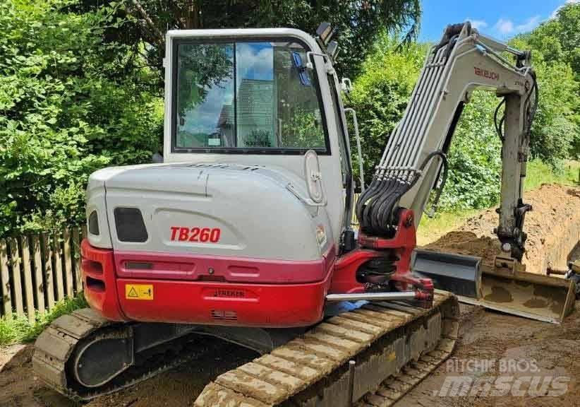 Takeuchi TB 260 Mini pelle < 7t