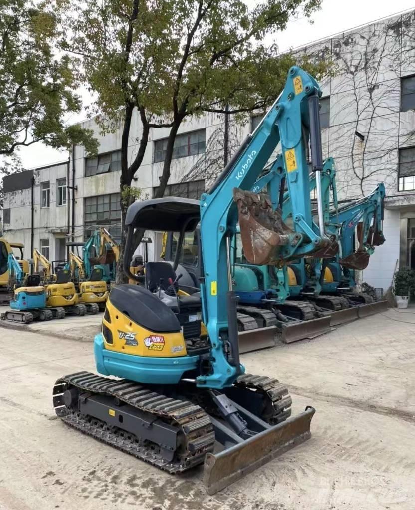 Kubota 25 Mini pelle < 7t