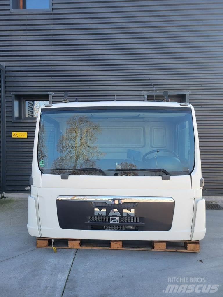 MAN TGM - Day cab Cabines