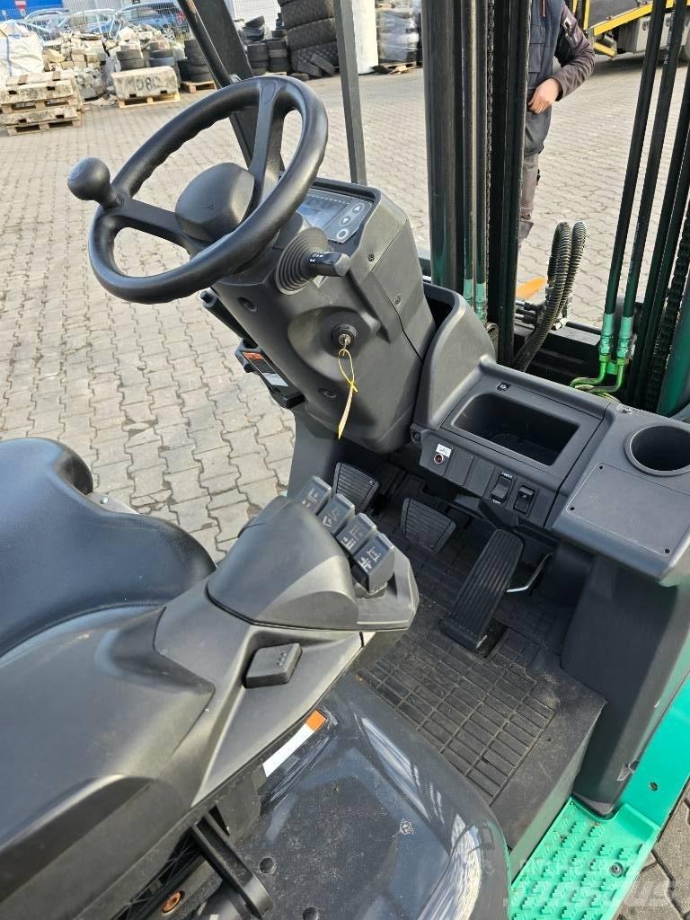 Mitsubishi FG 15 NT Chariots GPL
