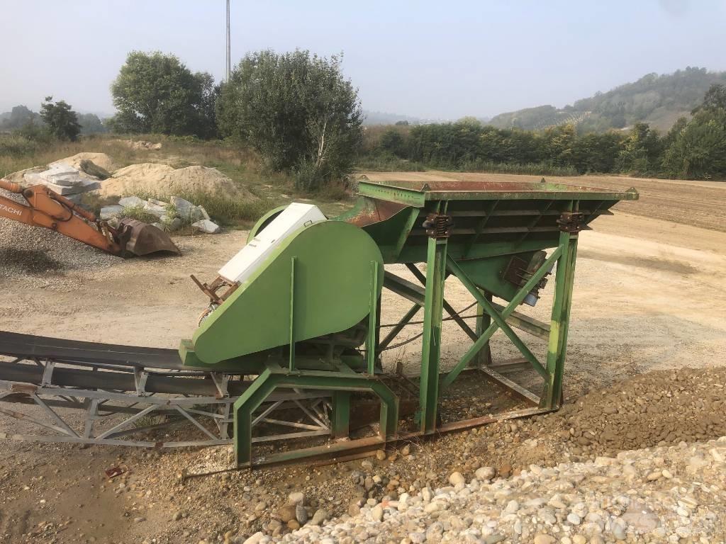 O&K 1060x600 Concasseur mobile