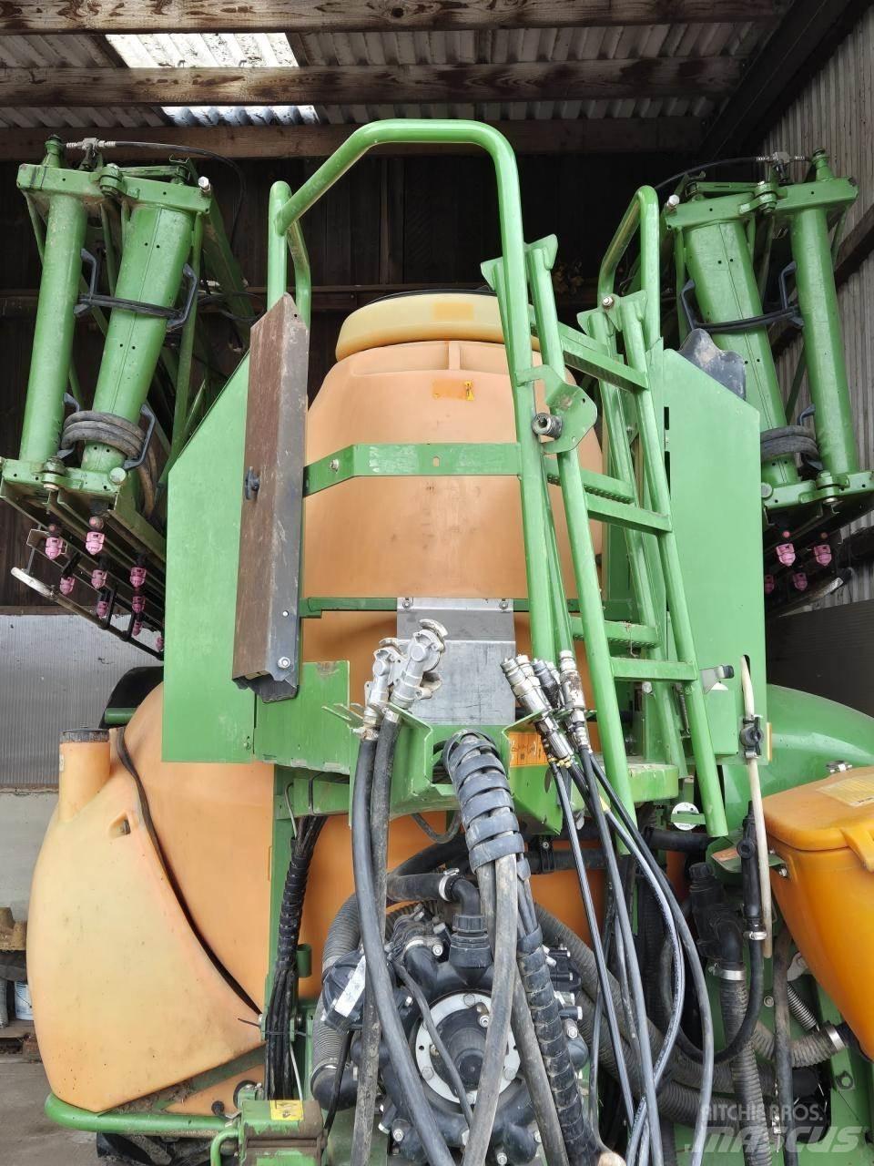 Amazone UX 4200 Pulvérisateurs traînés