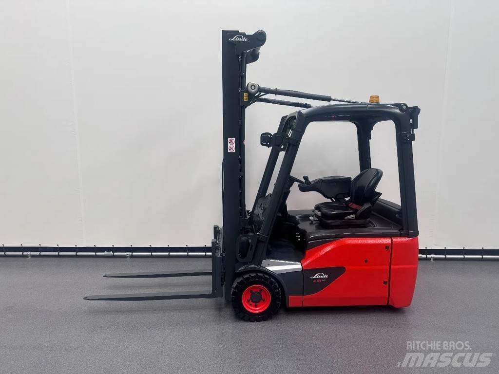 Linde 386 E 16-02 Chariots élévateurs électriques