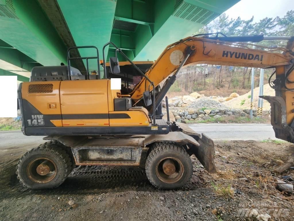 Hyundai HW 145 Pelle sur pneus