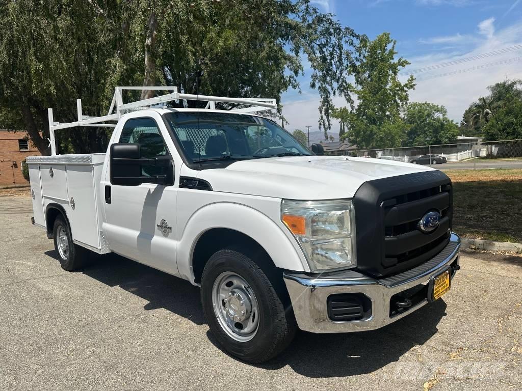 Ford F 250 SD Utilitaire benne