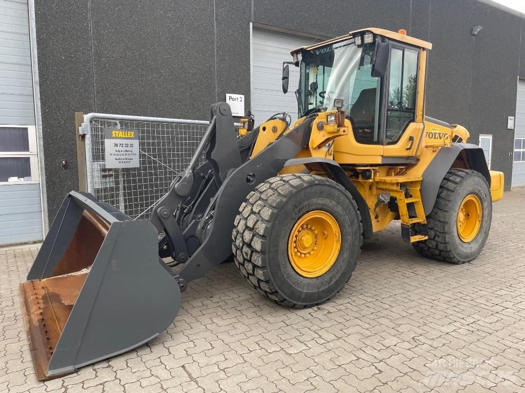 Volvo L90F Chargeuse sur pneus
