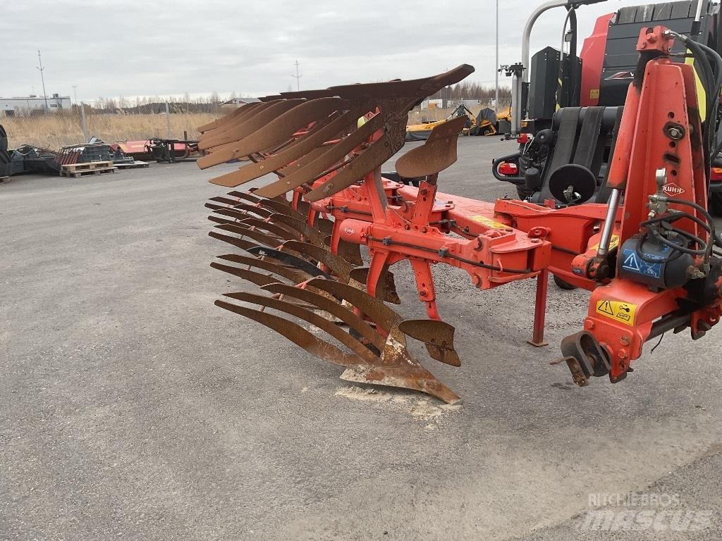 Kuhn Varimaster 122 Charrue réversible