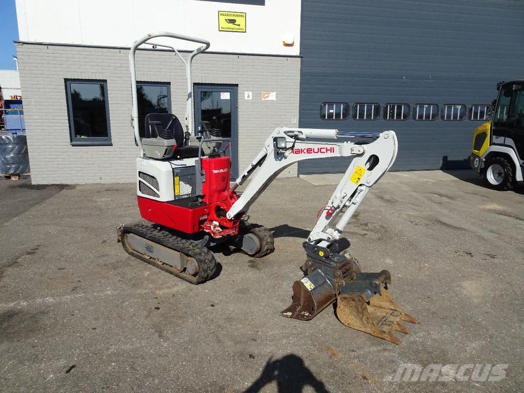Takeuchi TB210 Mini pelle < 7t