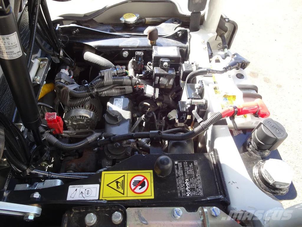 Takeuchi TB210 Mini pelle < 7t