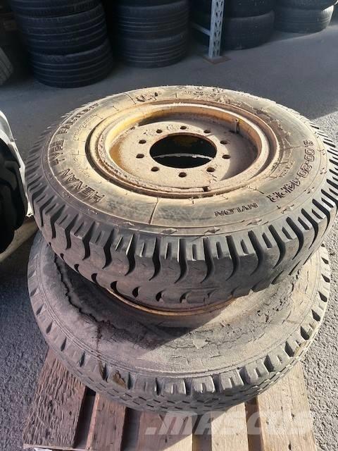  BM621 Hjul 9,00x20 Pneus, roues et jantes